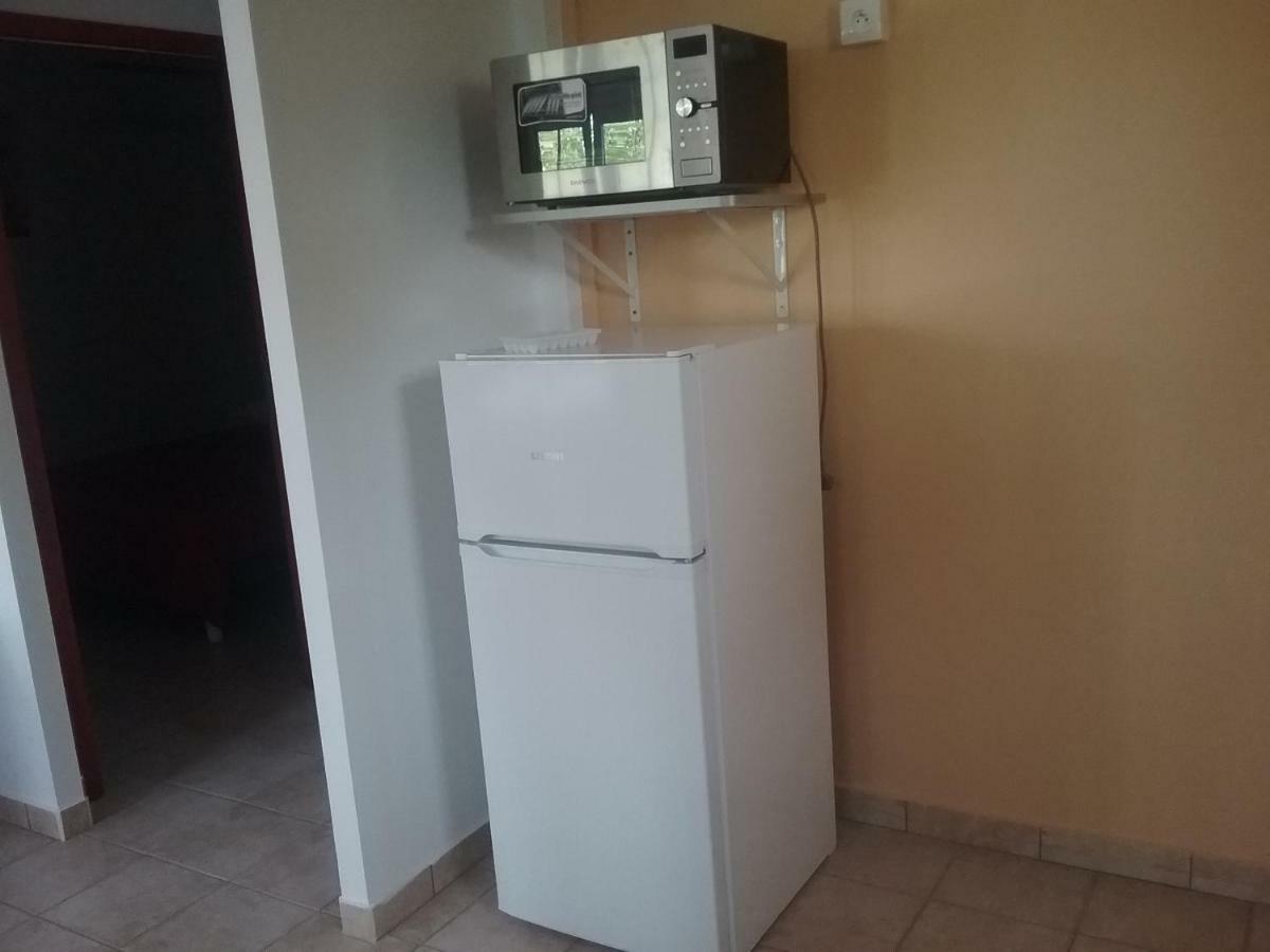 Gite Moringa Bouillante Bagian luar foto